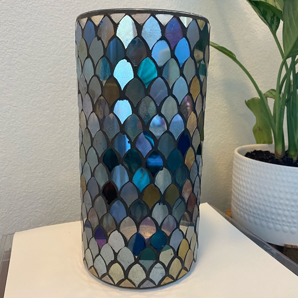 Pier 1 Multicolored Scale Tiled Vase